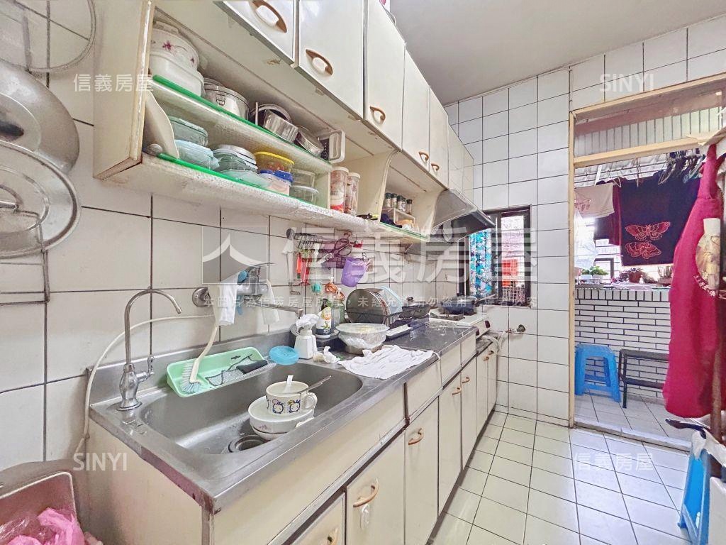 成功街得意居大四房３樓房屋室內格局與周邊環境