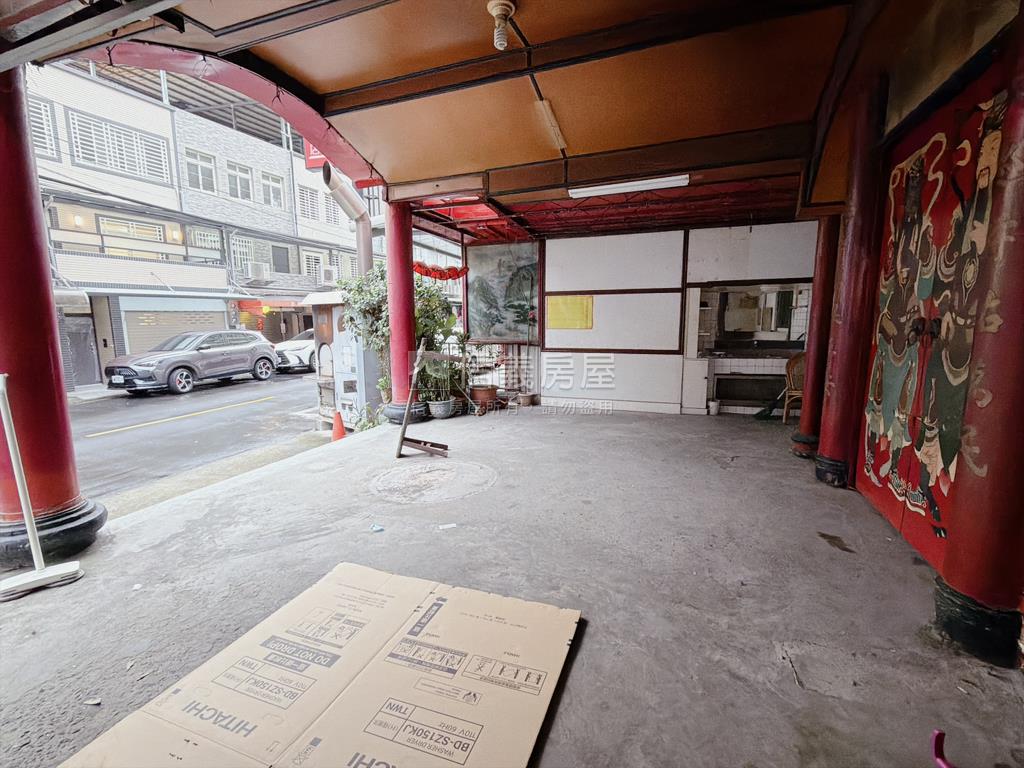 富山街黑金土地房屋室內格局與周邊環境