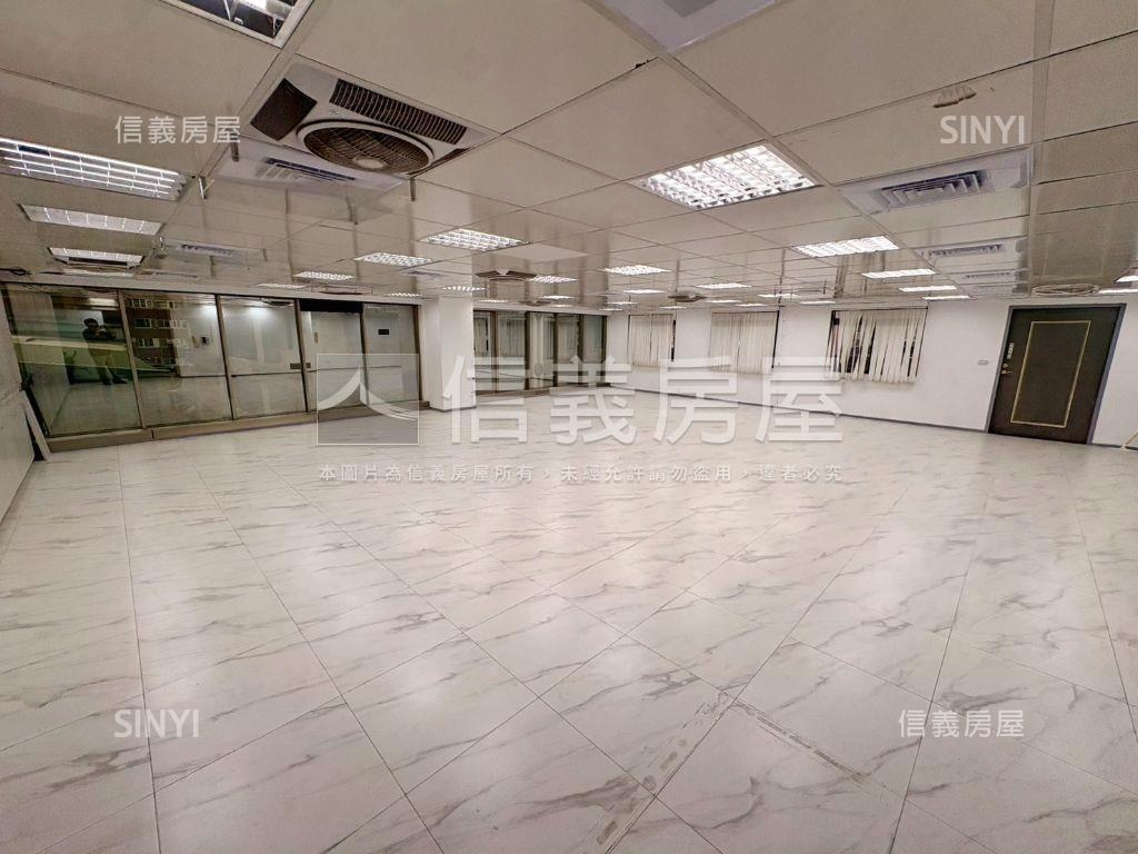 財經天廈明亮大辦公房屋室內格局與周邊環境