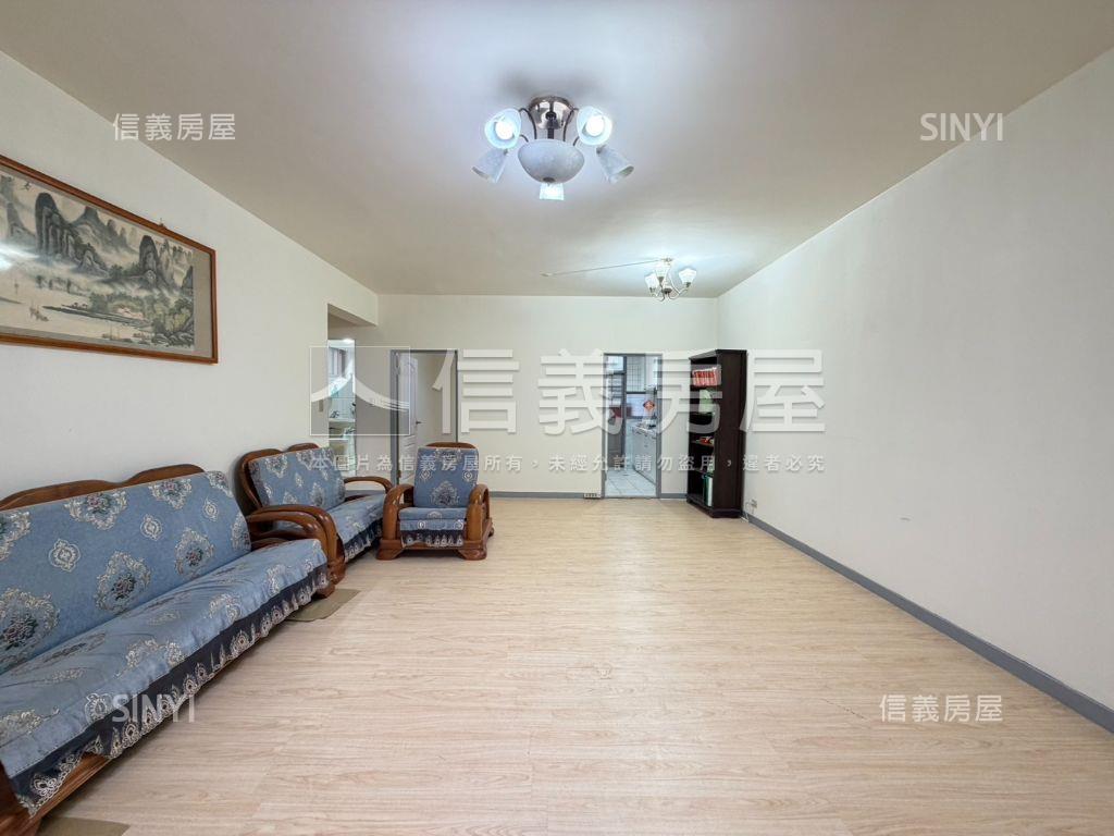 美妝頂加浪漫滿屋房屋室內格局與周邊環境