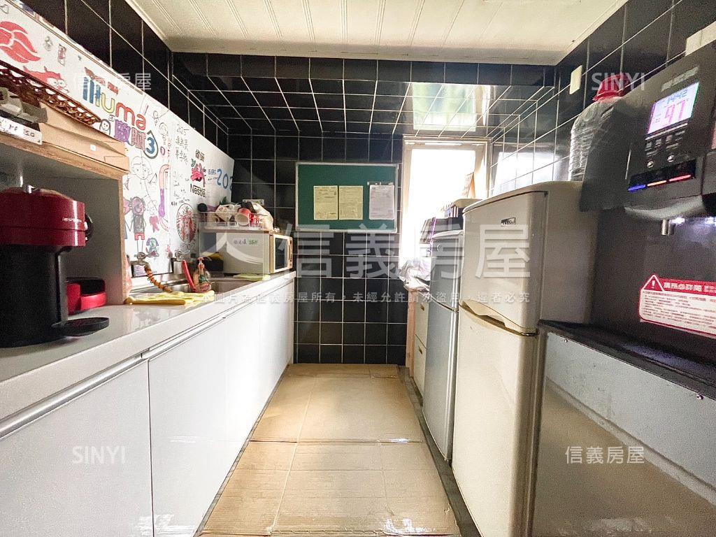 五期高樓百坪商辦★雙平車房屋室內格局與周邊環境