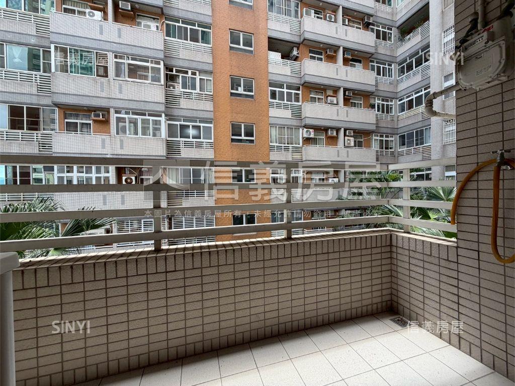 三木加拿大兩房附休旅車位房屋室內格局與周邊環境