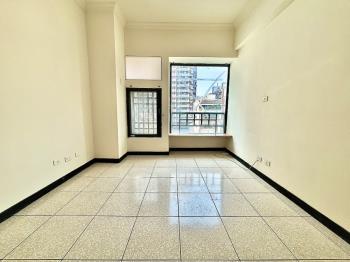 近森林公園捷運三房平車