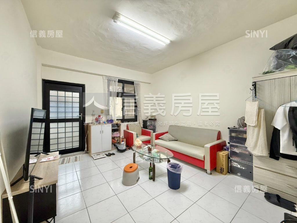近成大低總價收租三房房屋室內格局與周邊環境