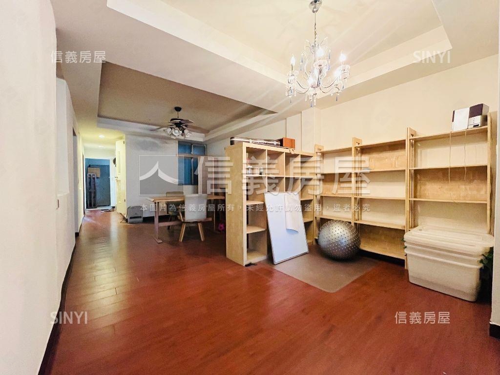 店長推薦南京三民採光三房房屋室內格局與周邊環境