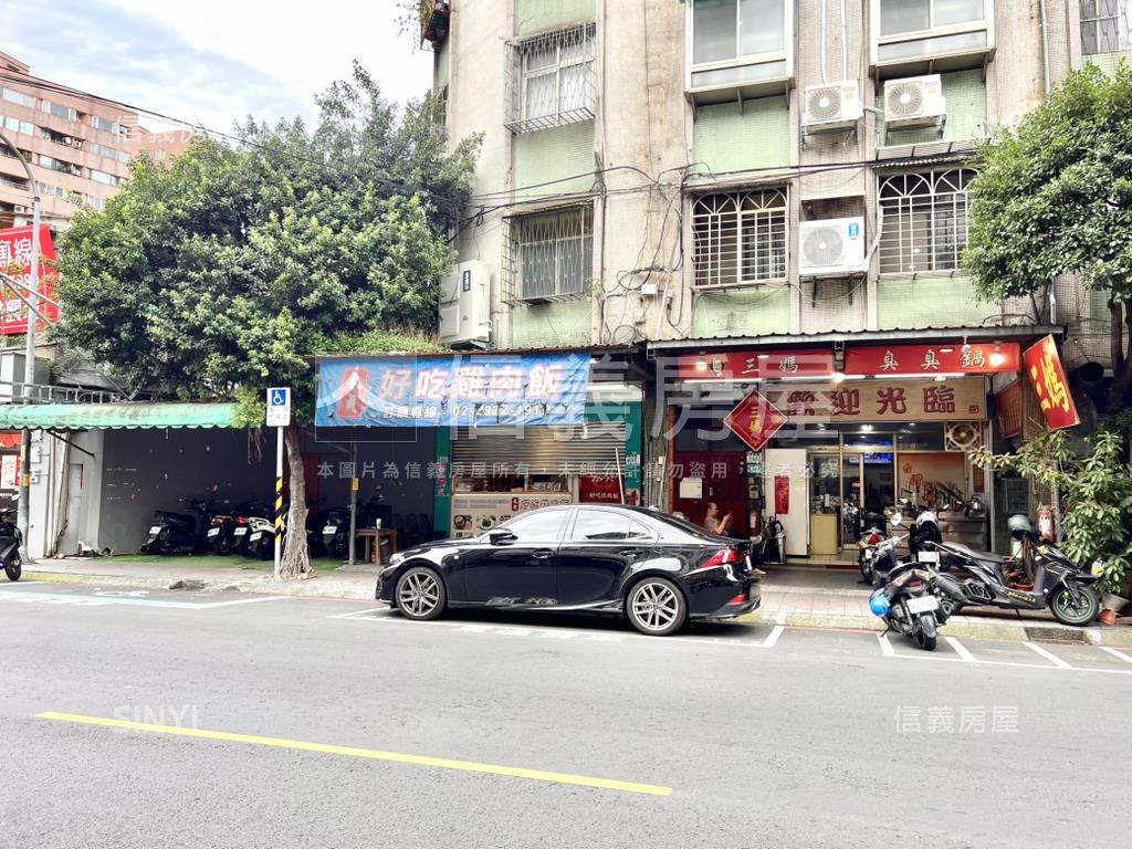 近比漾正永貞路黃金店面房屋室內格局與周邊環境