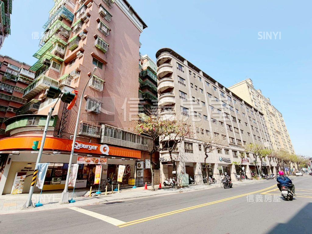 忠孝大面寬角間金店面房屋室內格局與周邊環境