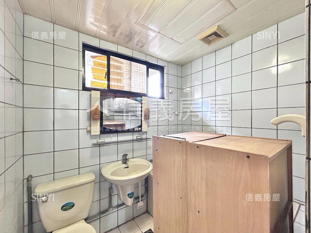 低總價首購族國安國宅房屋室內格局與周邊環境