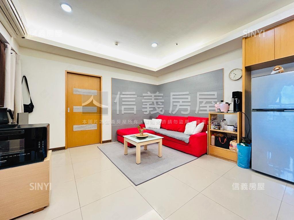 春天戀人河景一房附車位房屋室內格局與周邊環境