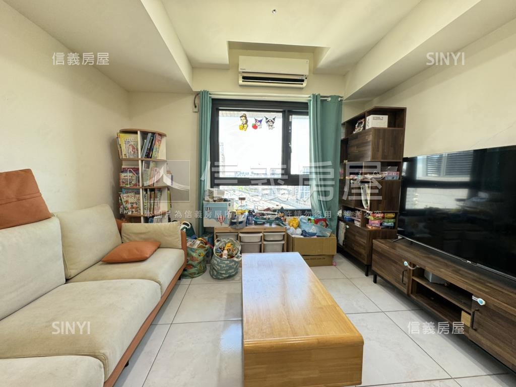屋齡十年內超讚三房平車房屋室內格局與周邊環境