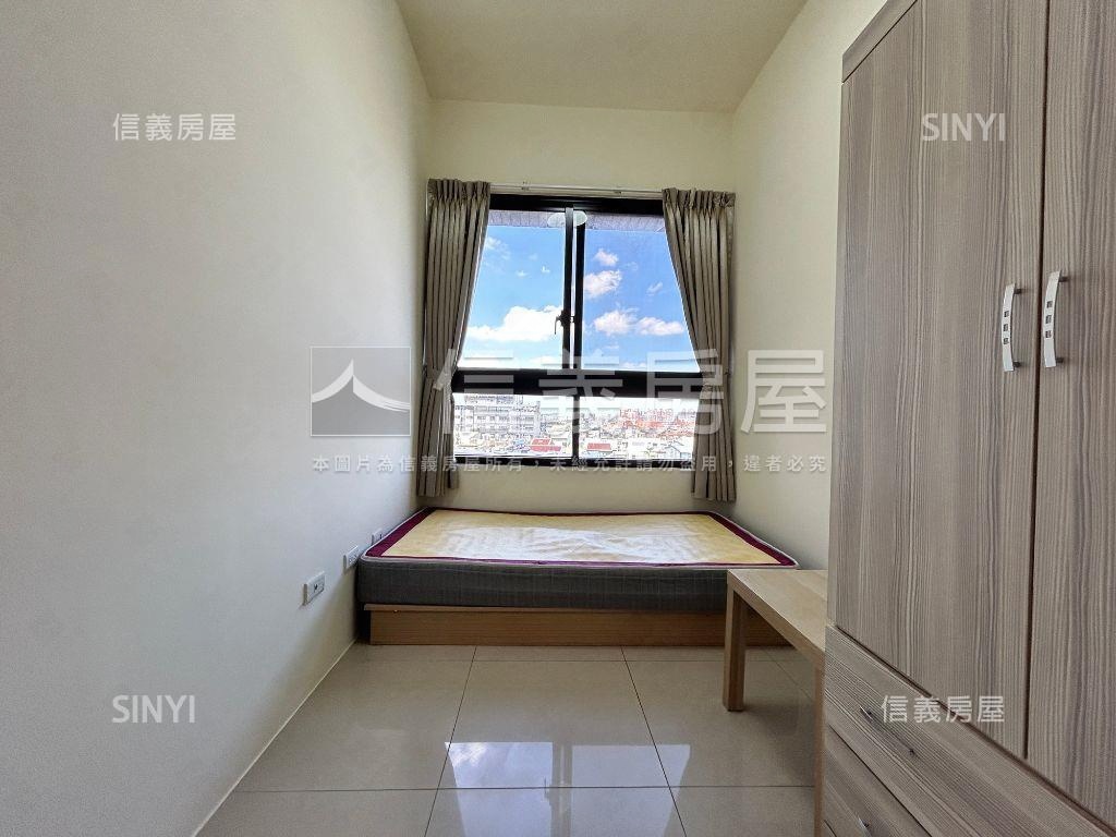 專任約６年屋林維三房平車房屋室內格局與周邊環境