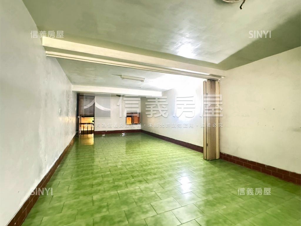 五甲福誠國小旁騎樓透天房屋室內格局與周邊環境