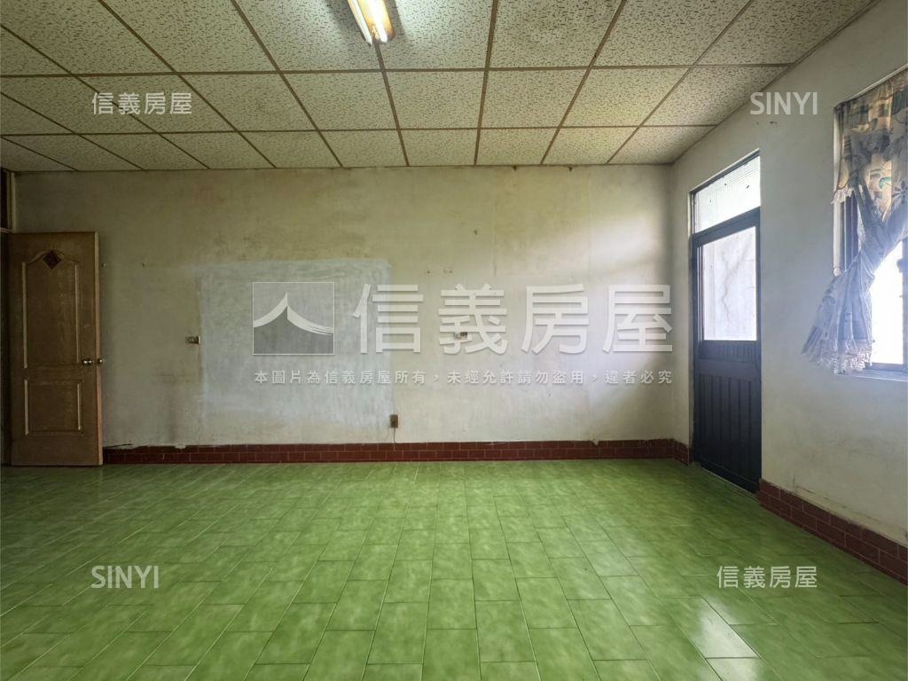 五甲福誠國小旁騎樓透天房屋室內格局與周邊環境