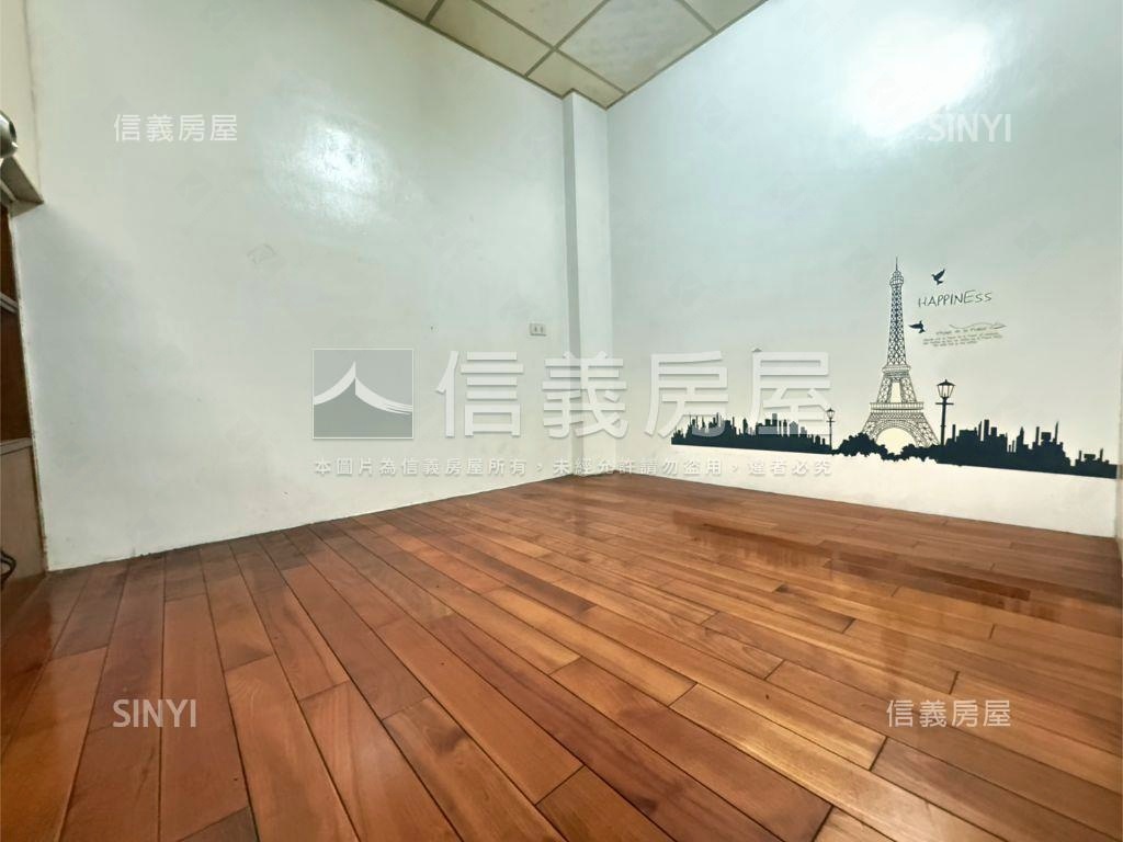 五甲福誠國小旁騎樓透天房屋室內格局與周邊環境