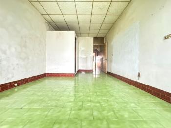 五甲福誠國小旁騎樓透天