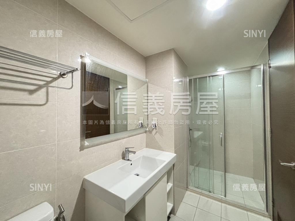 新富邑Ｃ棟高樓層景觀好房屋室內格局與周邊環境