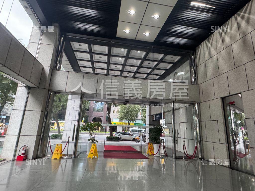 專任★時代通商★鋼骨純辦房屋室內格局與周邊環境