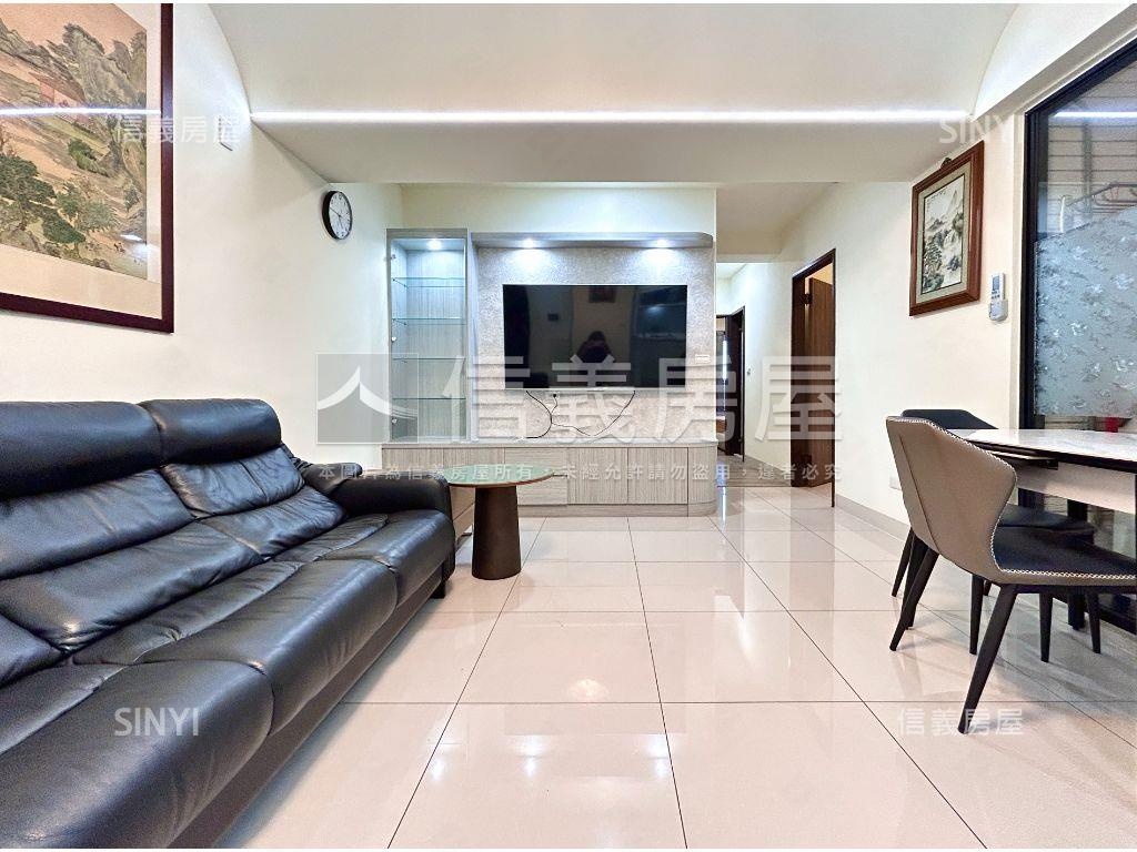 繽海高樓邊間三房平車房屋室內格局與周邊環境