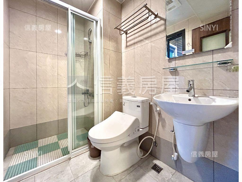 繽海高樓邊間三房平車房屋室內格局與周邊環境