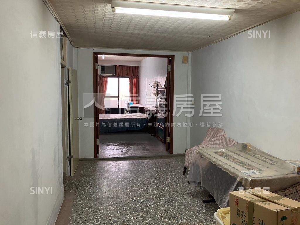 近三民★地坪約３６坪透天房屋室內格局與周邊環境