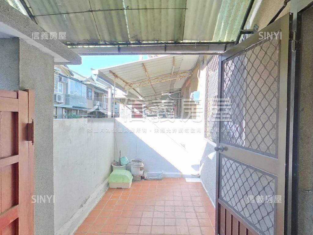 近三民★地坪約３６坪透天房屋室內格局與周邊環境