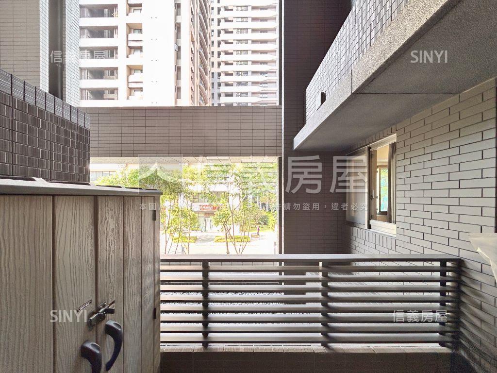 璞園｜三房平面車位房屋室內格局與周邊環境