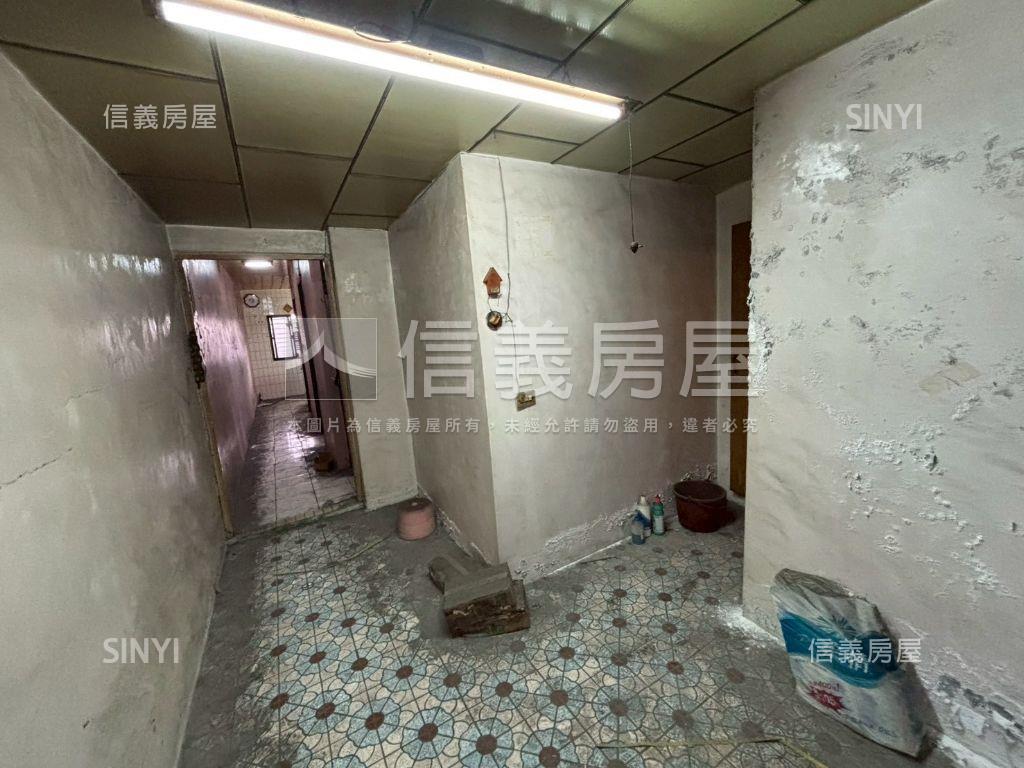 近商圈中誠４＋５房屋室內格局與周邊環境