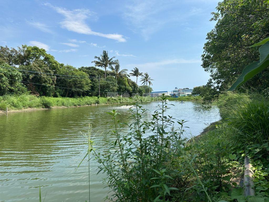 橋頭接梓官兩千五百坪農地房屋室內格局與周邊環境