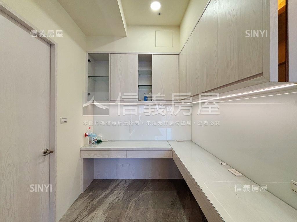 專任大河渥精裝河景宅房屋室內格局與周邊環境