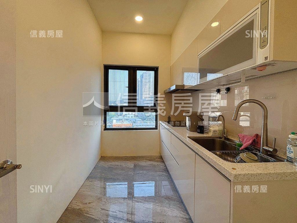 專任大河渥精裝河景宅房屋室內格局與周邊環境