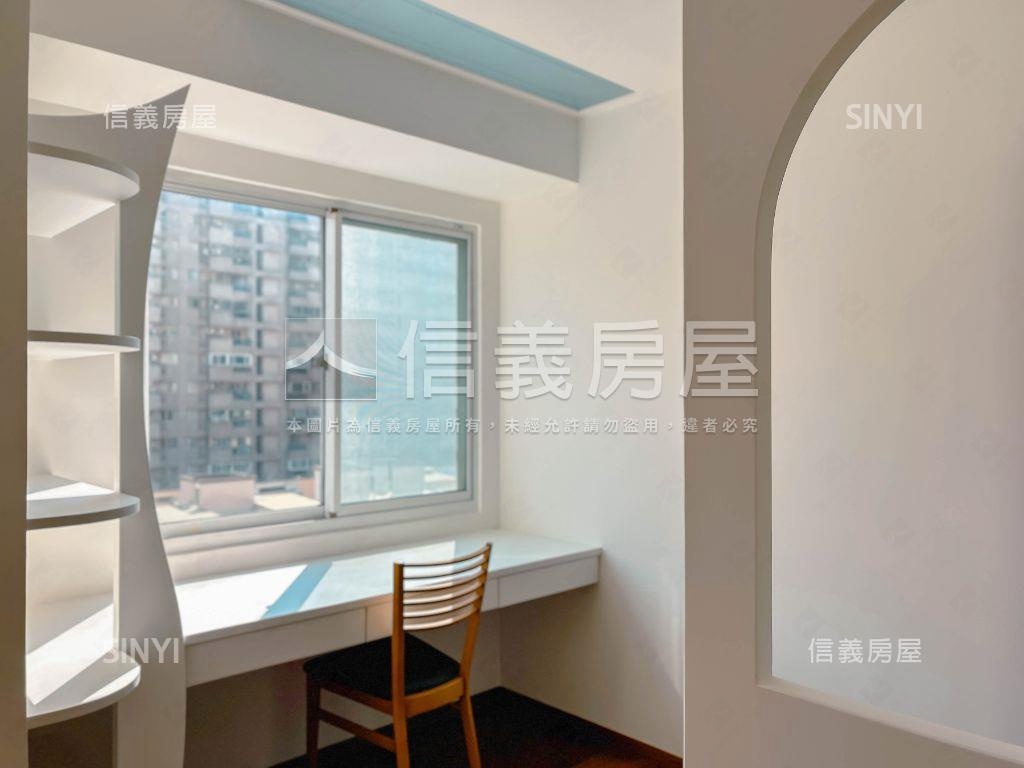 安平府都建設紅木三房平車房屋室內格局與周邊環境