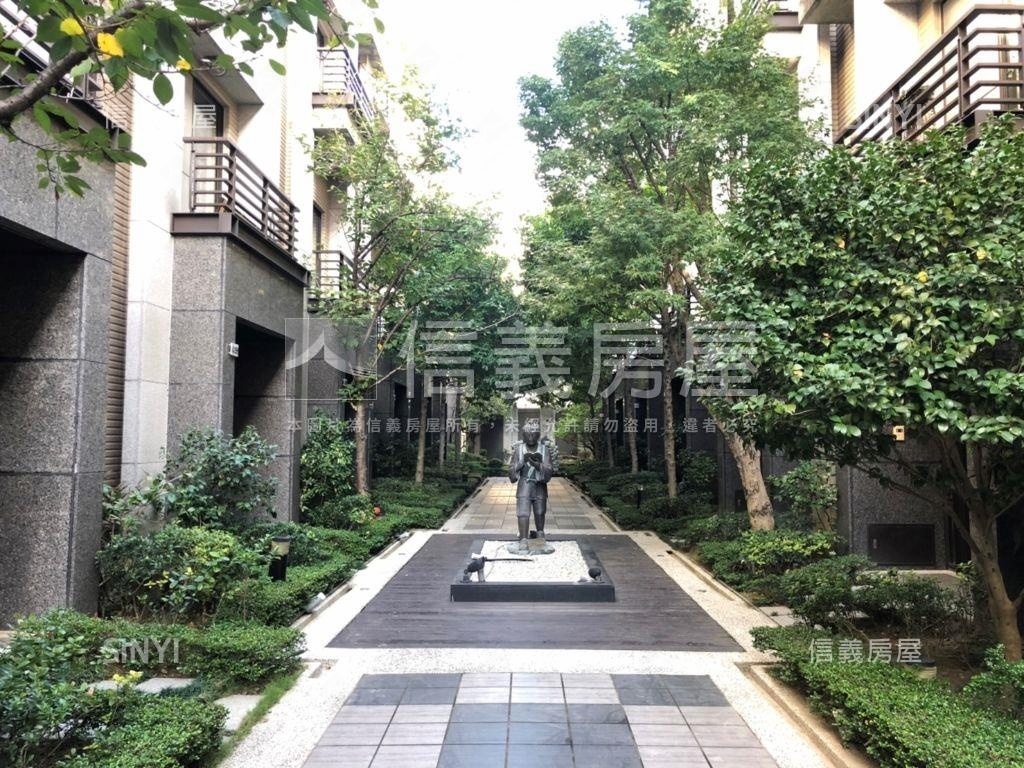 傳世御苑臨路店墅稀有釋出房屋室內格局與周邊環境