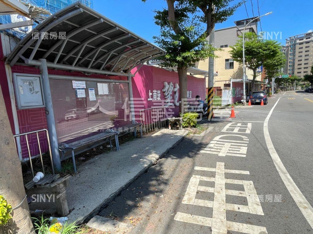安美大望・臻藏一席房屋室內格局與周邊環境
