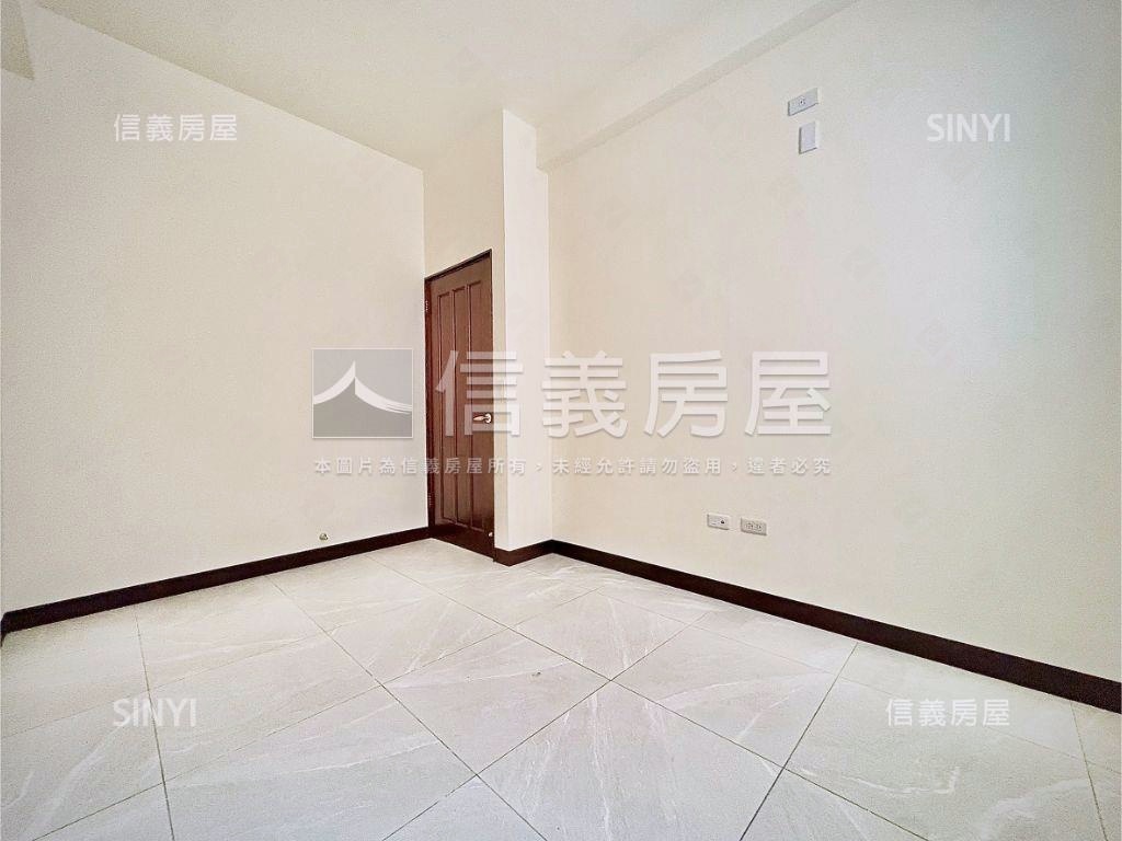 麻豆新生南路家園車墅房屋室內格局與周邊環境