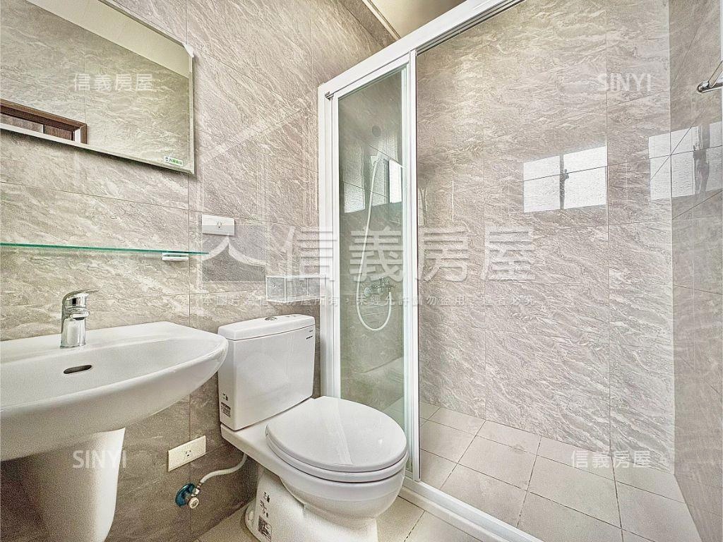 麻豆新生南路家園車墅房屋室內格局與周邊環境