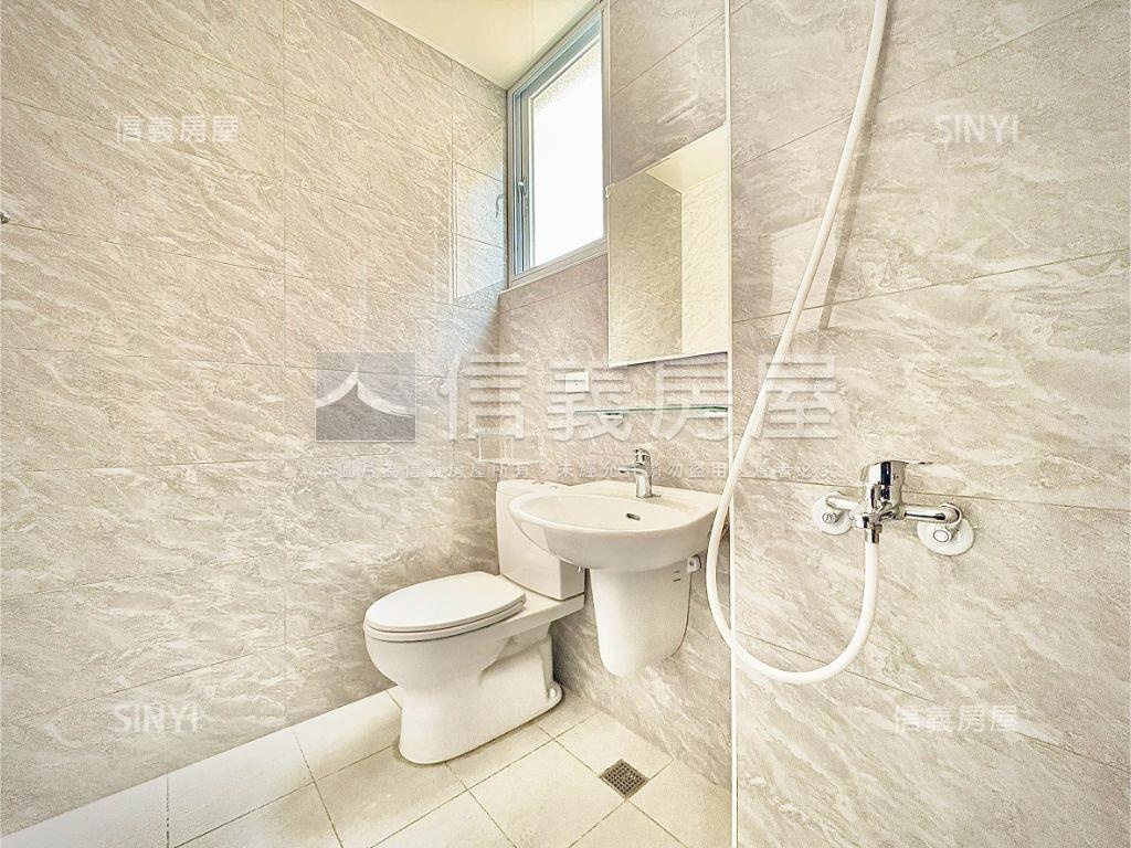 麻豆新生南路家園車墅房屋室內格局與周邊環境