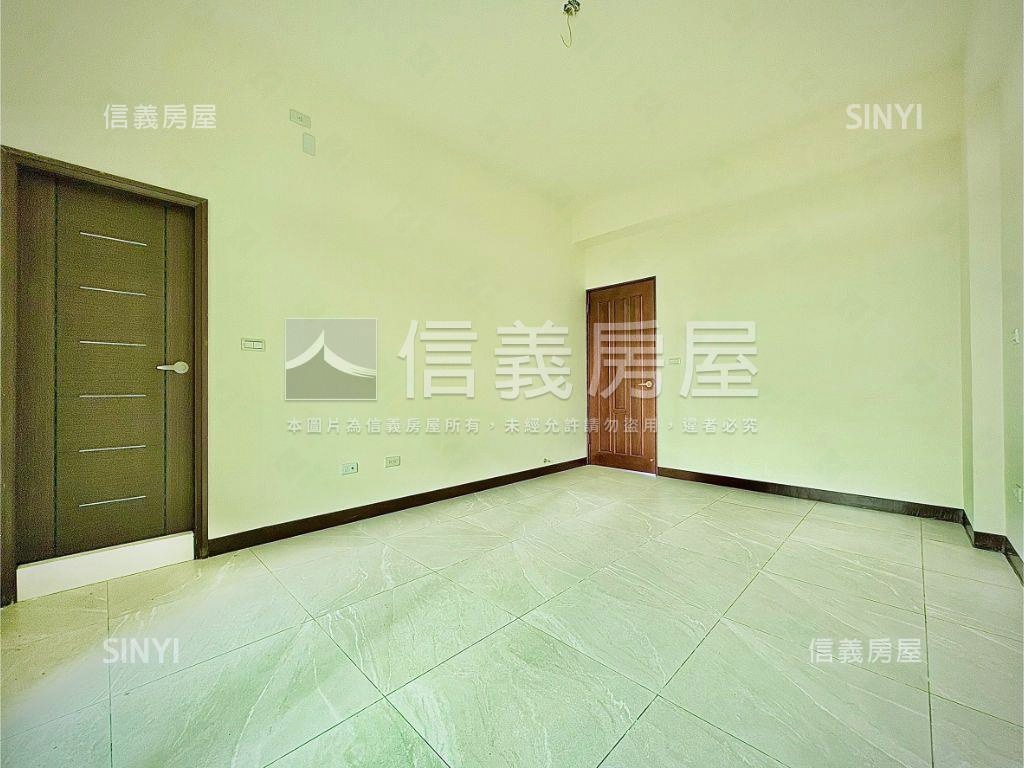 麻豆新生南路家園車墅房屋室內格局與周邊環境