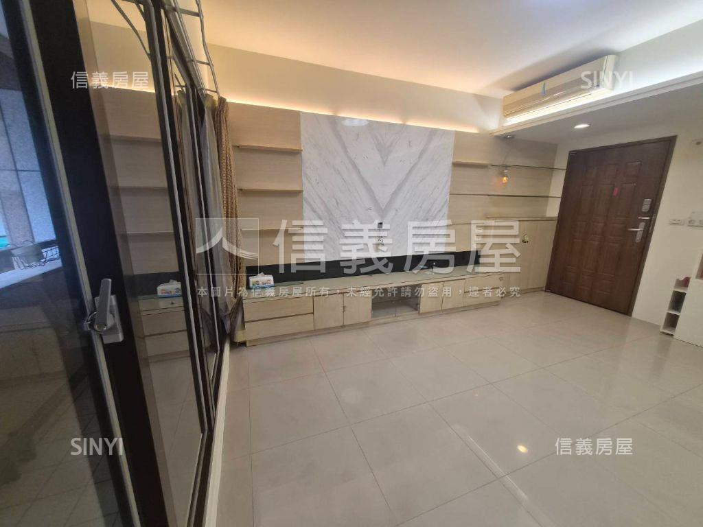 近興大三房邊間雙平車位房屋室內格局與周邊環境