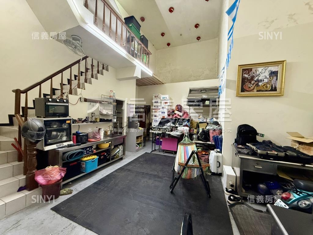 淺水灣山莊邊間車位透天房屋室內格局與周邊環境