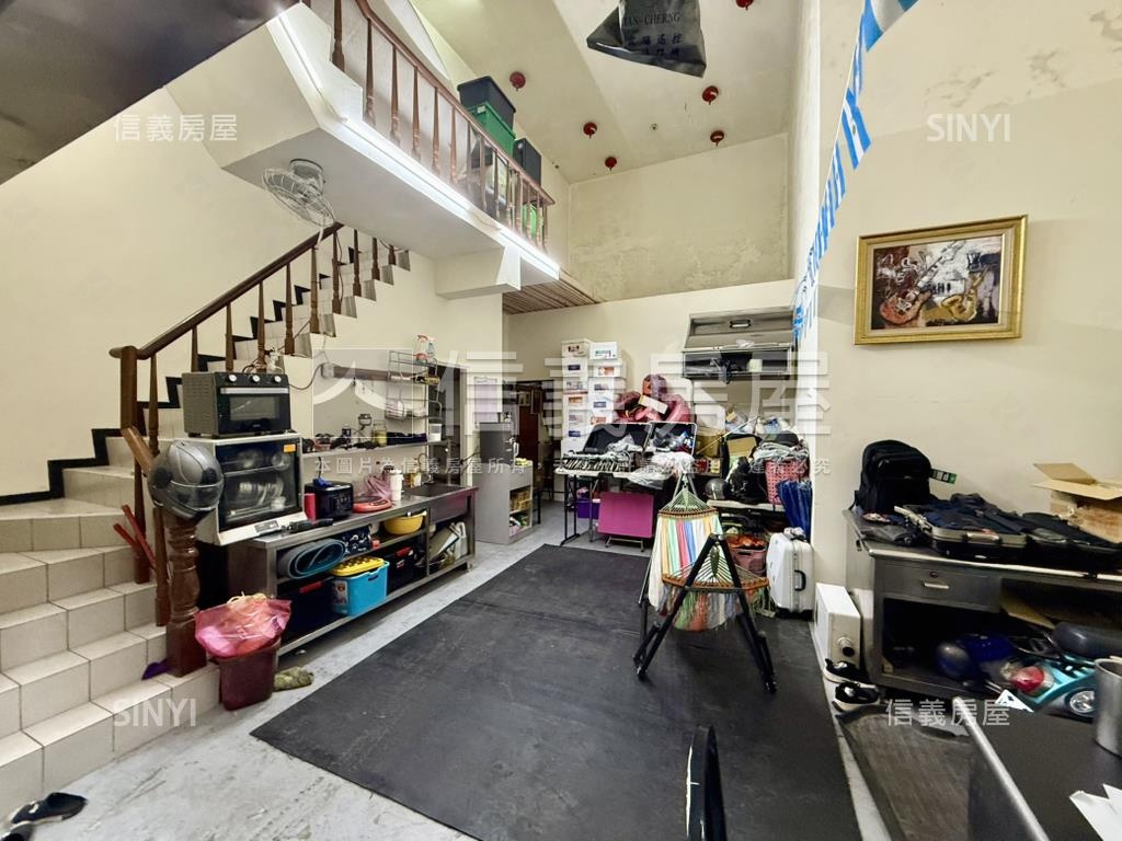 淺水灣山莊邊間車位透天房屋室內格局與周邊環境