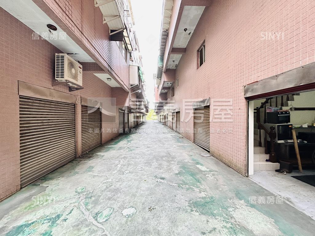 淺水灣山莊邊間車位透天房屋室內格局與周邊環境