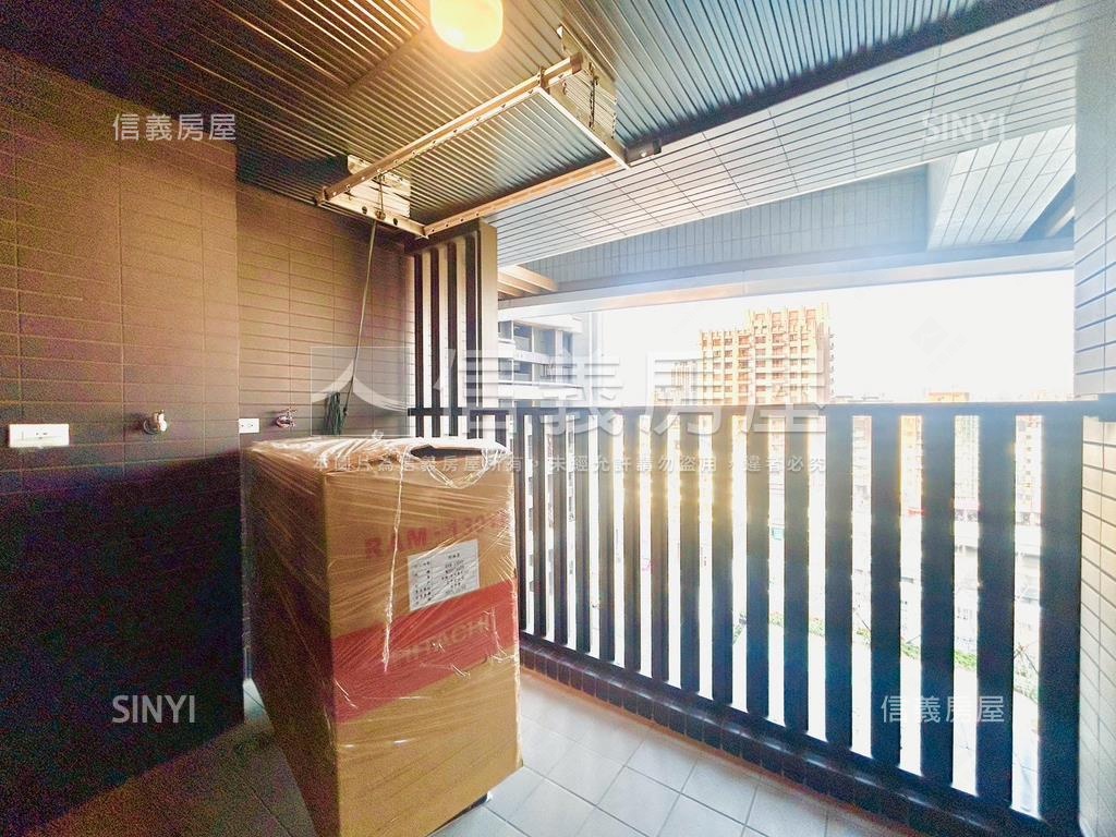 鄰捷運★ＶＶＳ１三房平車房屋室內格局與周邊環境