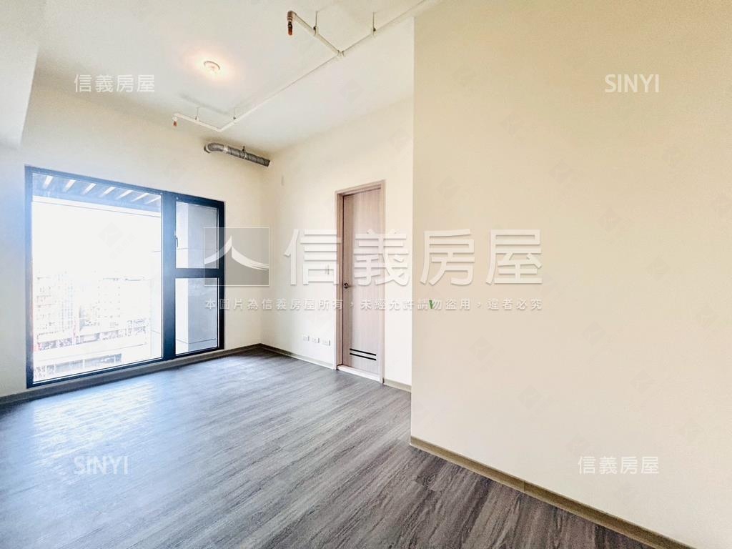 鄰捷運★ＶＶＳ１三房平車房屋室內格局與周邊環境