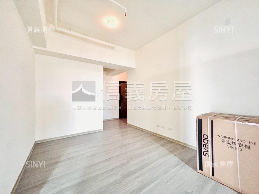 鄰捷運★ＶＶＳ１三房平車房屋室內格局與周邊環境