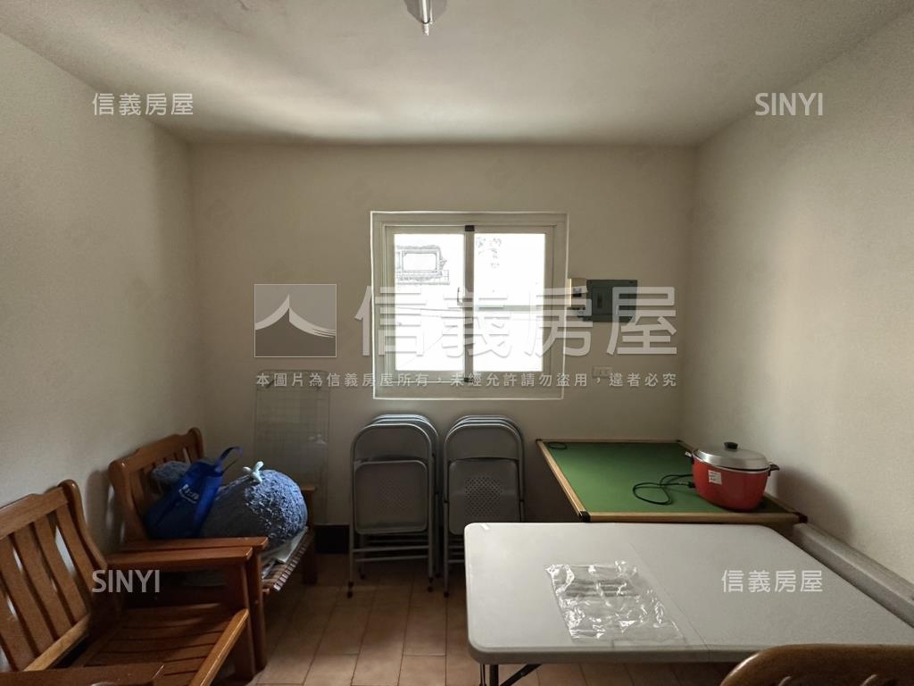 後驛近捷運邊間角店房屋室內格局與周邊環境