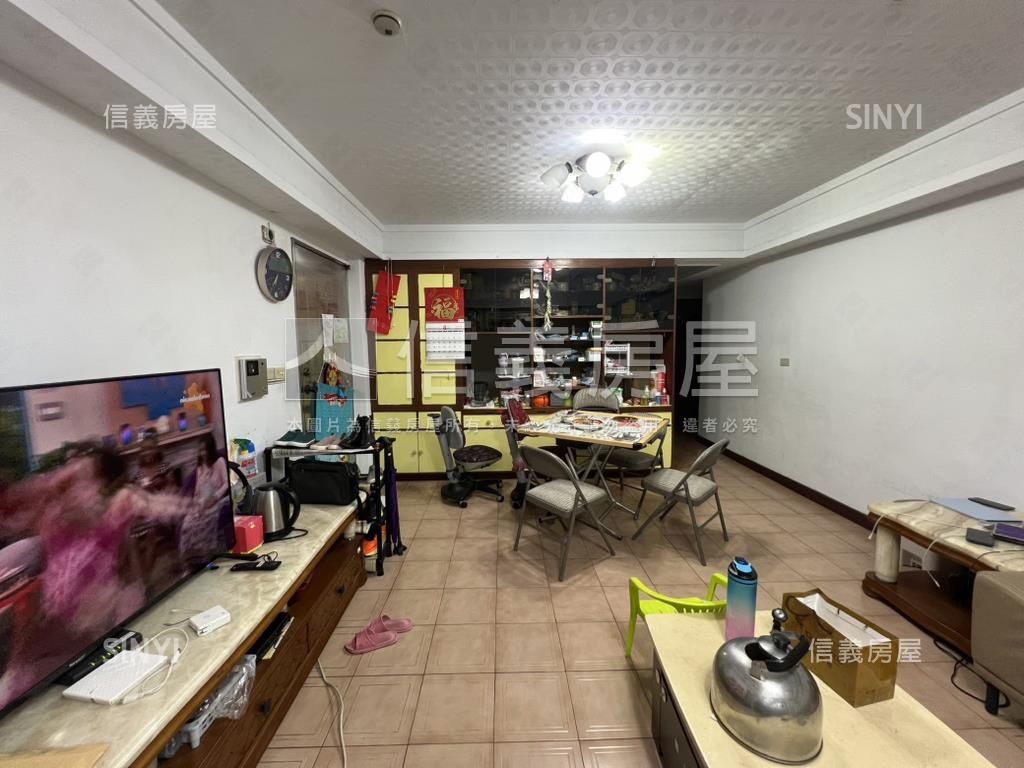 天母磺溪旁大使華廈房屋室內格局與周邊環境