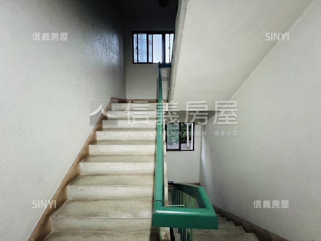 天母磺溪旁大使華廈房屋室內格局與周邊環境