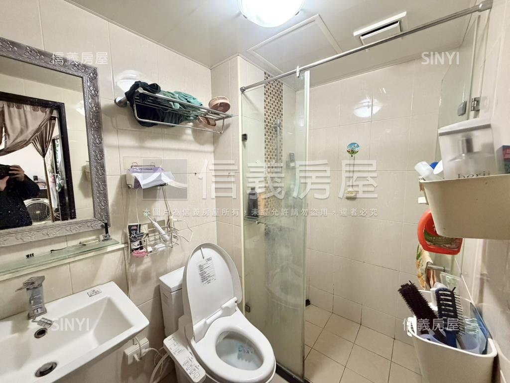 稀有釋出天琴景觀三房車位房屋室內格局與周邊環境