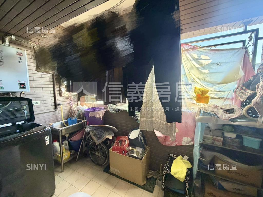 稀有釋出天琴景觀三房車位房屋室內格局與周邊環境