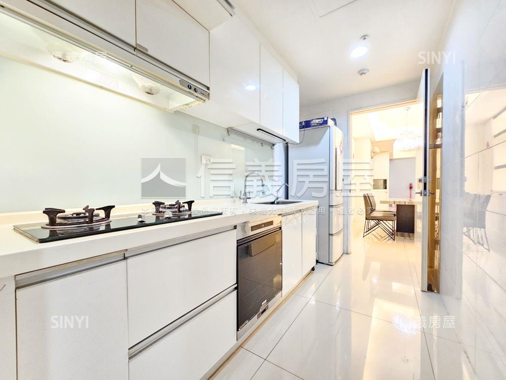 溫馨美宅●宜誠耀３房車位房屋室內格局與周邊環境